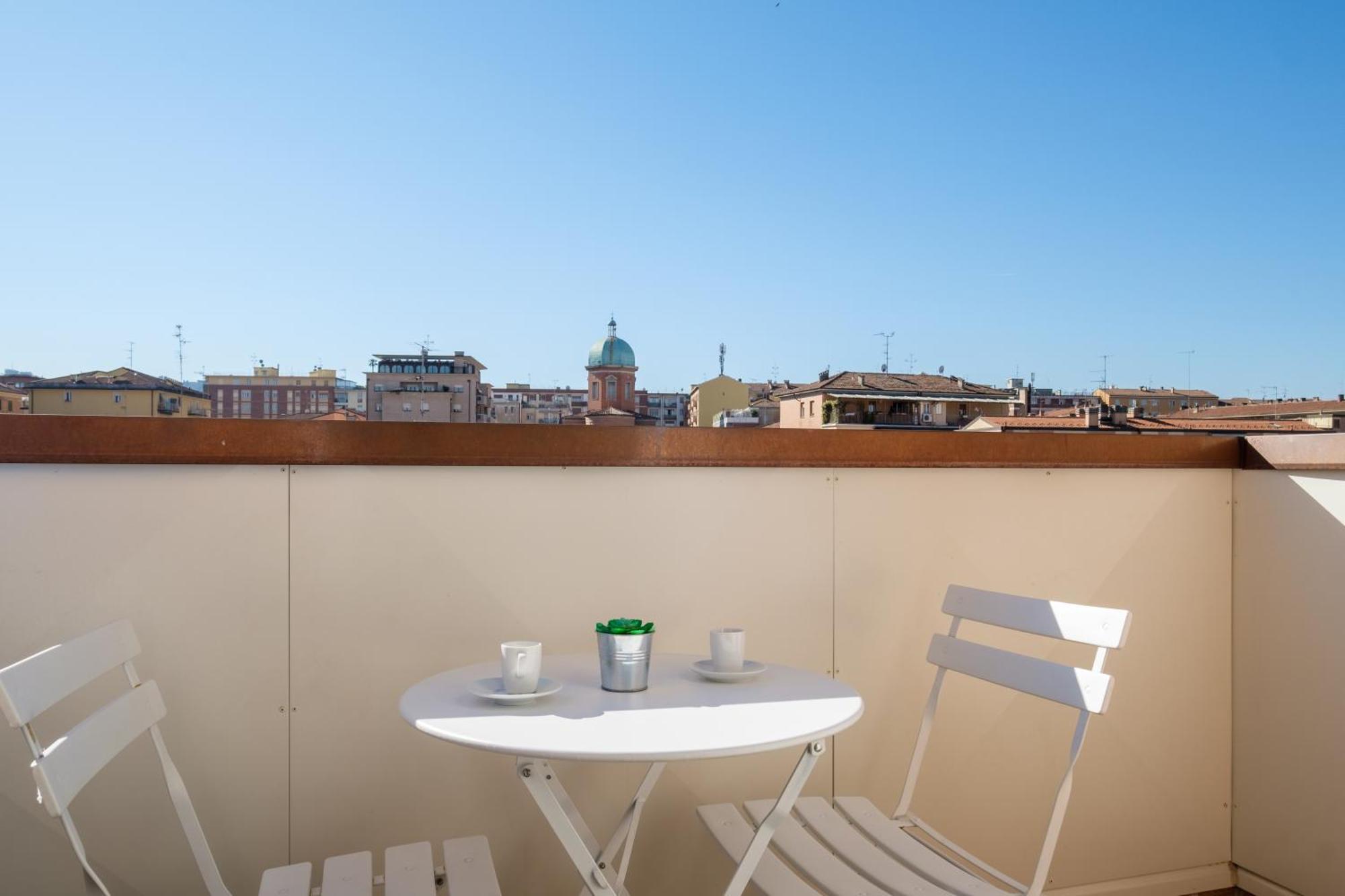 Scandellari Apartments - Stylish Stay For Two Guests Bologna Kültér fotó